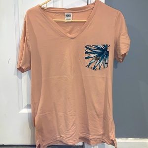 Victoria’s Secret/Pink tee shirt